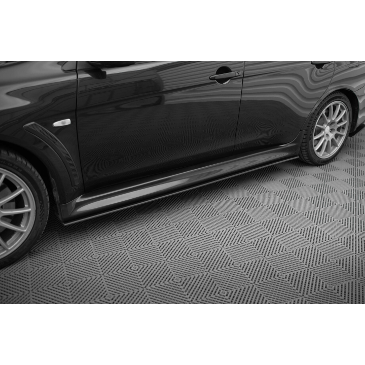 Dokładki progów Street Pro Mitsubishi Lancer EVO X