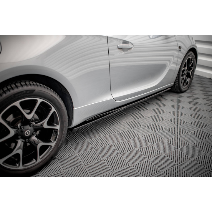 Dokładki Progów Opel Astra GTC OPC-Line J