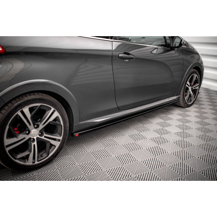 Dokładki Progów Peugeot 208 GTi Mk1