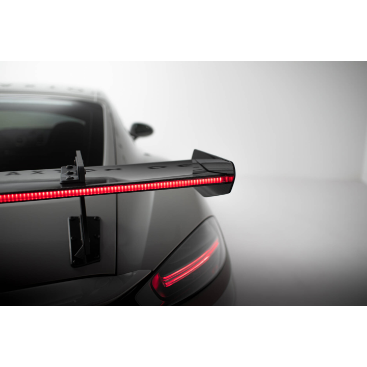 Karbonowy Spoiler Z Górnymi Mocowaniami V.1 + LED Porsche 718 Cayman 982c