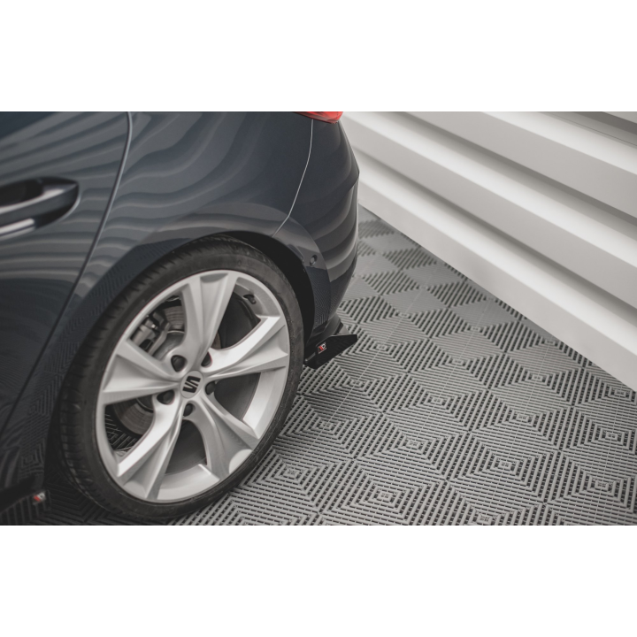 Flapsy Tylne Boczne Seat Leon FR Hatchback Mk4