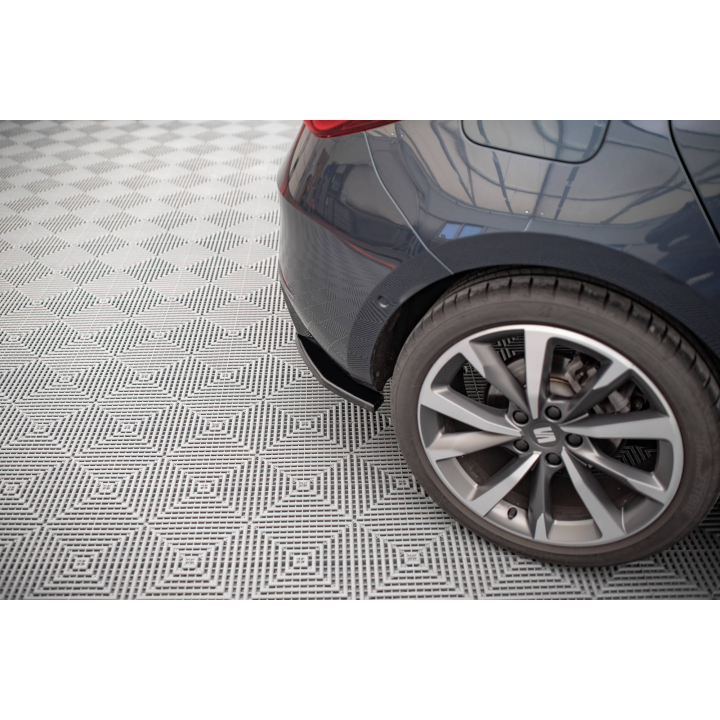 Splittery Tylne Boczne Seat Leon FR Hatchback Mk4