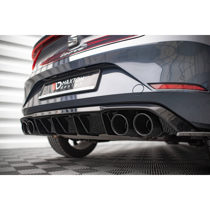 Dokładka Tylna + Atrapa Wydechu Seat Leon FR Hatchback Mk4