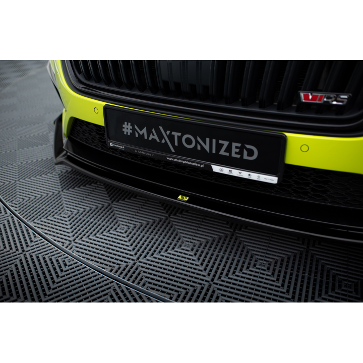 Splitter Przedni V.2 + Flaps Skoda Octavia RS Mk4