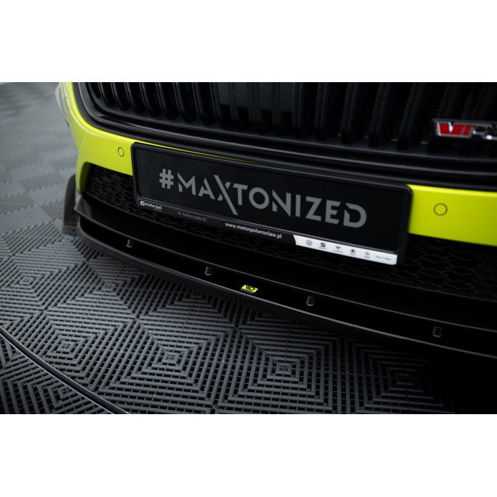 Splitter Przedni V.3 Skoda Octavia RS Mk4