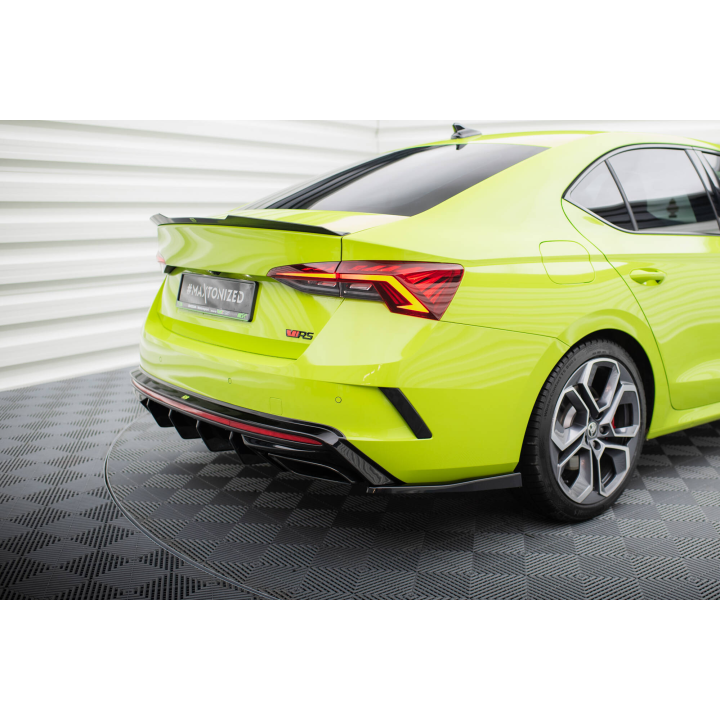 Splittery Tylne Boczne V.4 Skoda Octavia RS Mk4