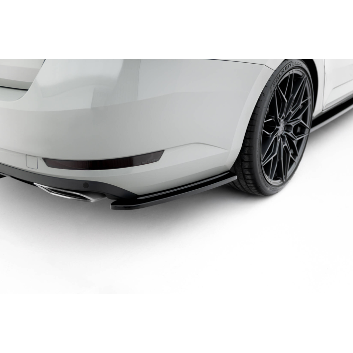 Splittery Tylne Boczne V.1 Skoda Superb Liftback / Combi Mk3