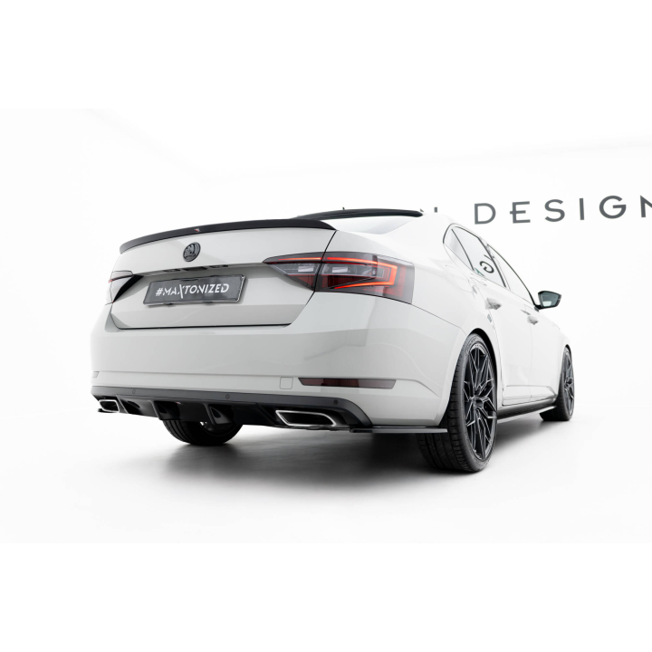 Splittery Tylne Boczne V.1 Skoda Superb Liftback / Combi Mk3