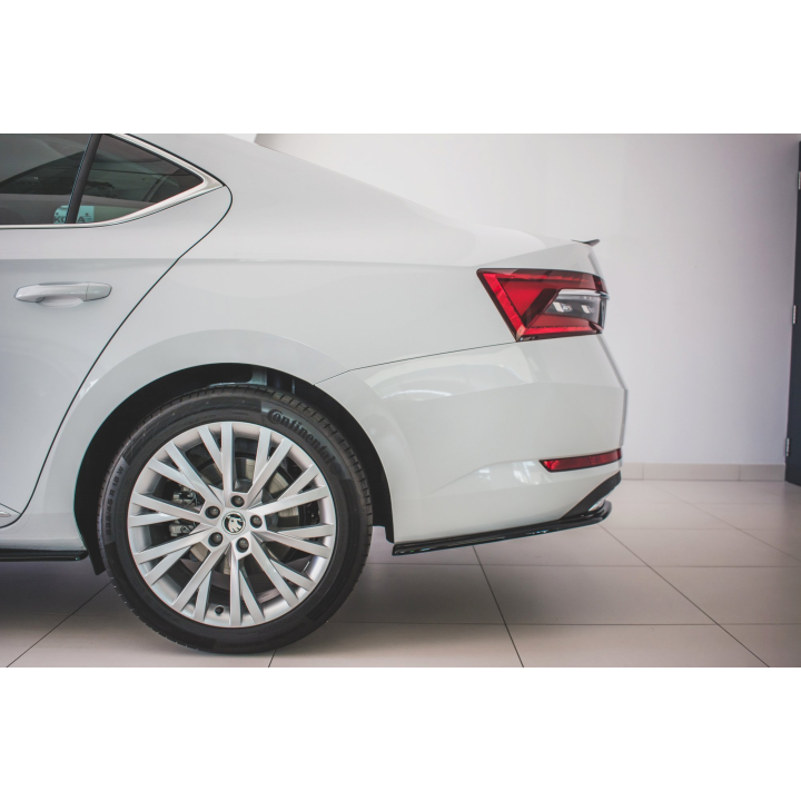 Splittery Tylne Boczne Skoda Superb Liftback / Combi Mk3 Facelift
