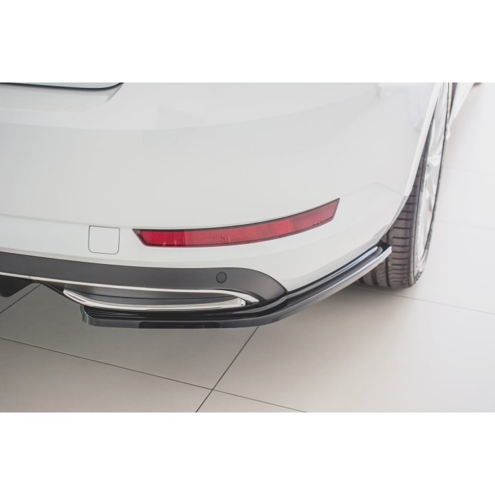 Splittery Tylne Boczne Skoda Superb Liftback / Combi Mk3 Facelift