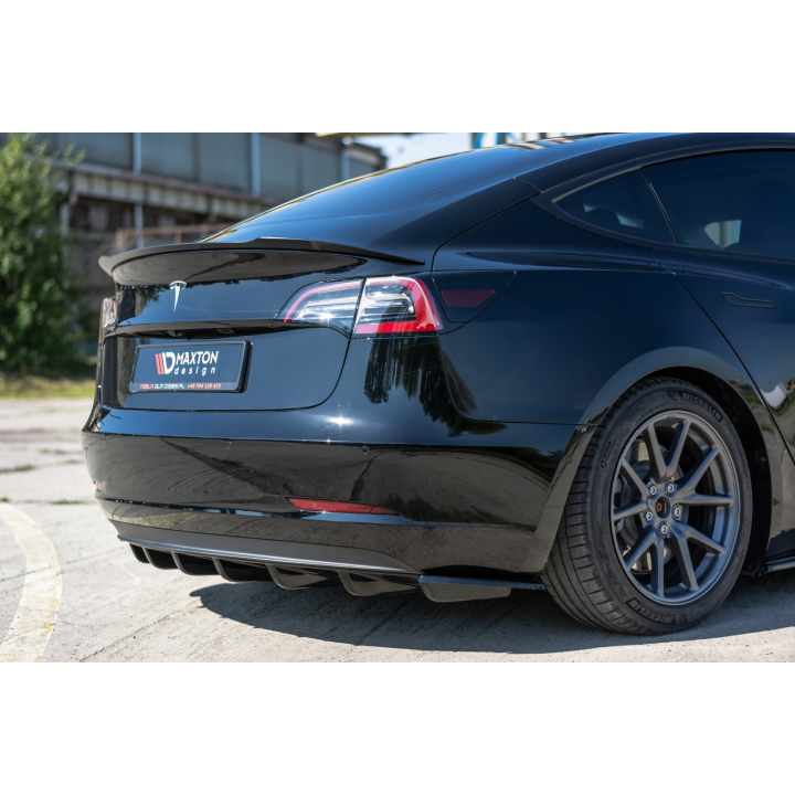 Tylna Dokładka Tesla Model 3