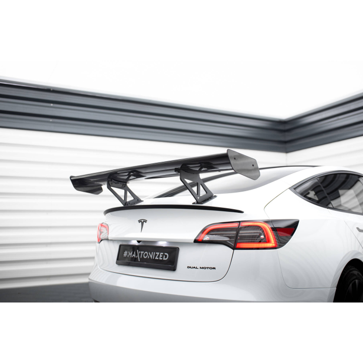 Karbonowy Spoiler Tesla Model 3