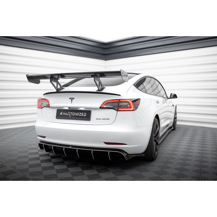 Karbonowy Spoiler Tesla Model 3