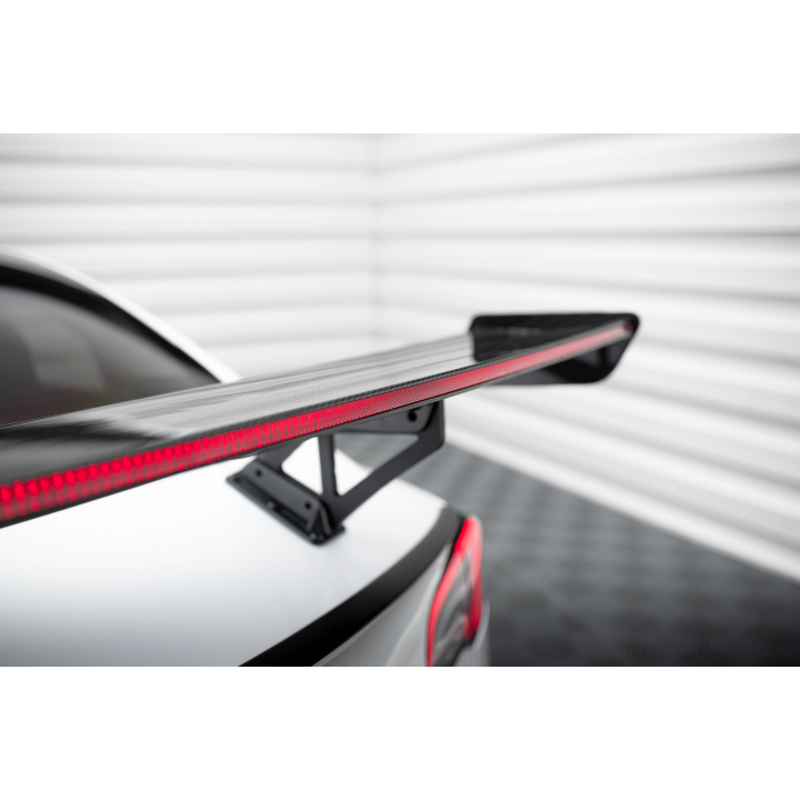 Karbonowy Spoiler + LED Tesla Model 3