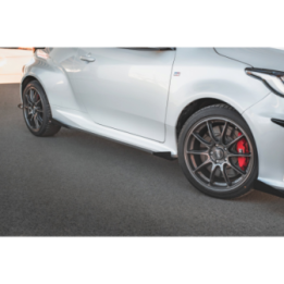 Dokładki progów Street Pro + Flaps Toyota GR Yaris MK4
