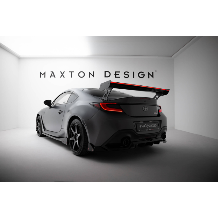 Karbonowy Spoiler Z Zewnętrznymi Wspornikami + LED Toyota GR86 / Subaru BRZ Mk2