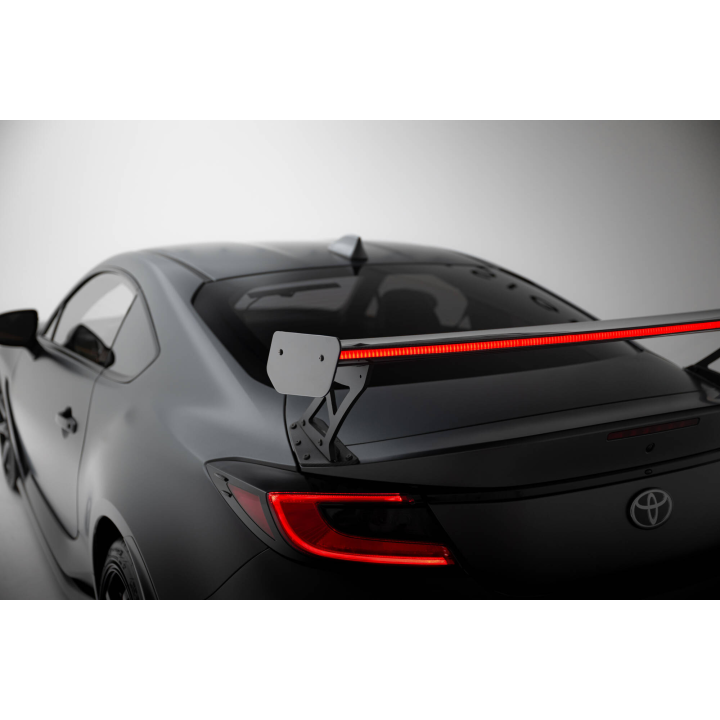 Karbonowy Spoiler Z Zewnętrznymi Wspornikami + LED Toyota GR86 / Subaru BRZ Mk2