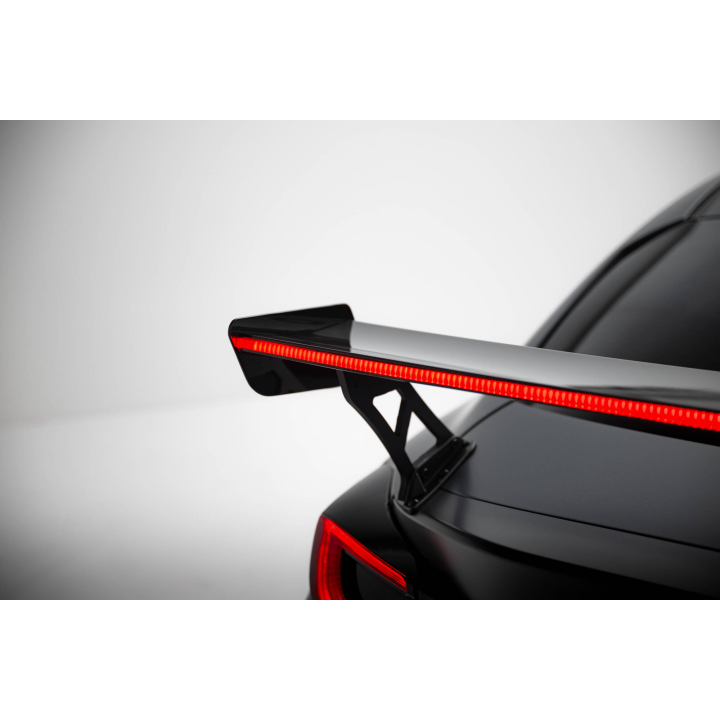 Karbonowy Spoiler Z Zewnętrznymi Wspornikami + LED Toyota GR86 / Subaru BRZ Mk2
