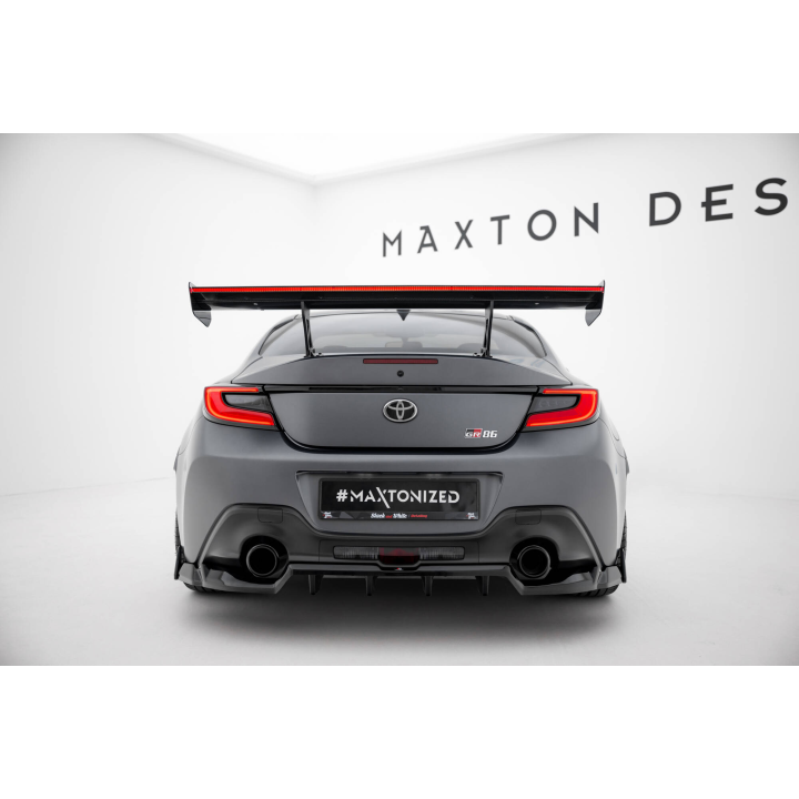 Karbonowy Spoiler Z Wewnętrznymi Wspornikami + LED Toyota GR86 / Subaru BRZ Mk2