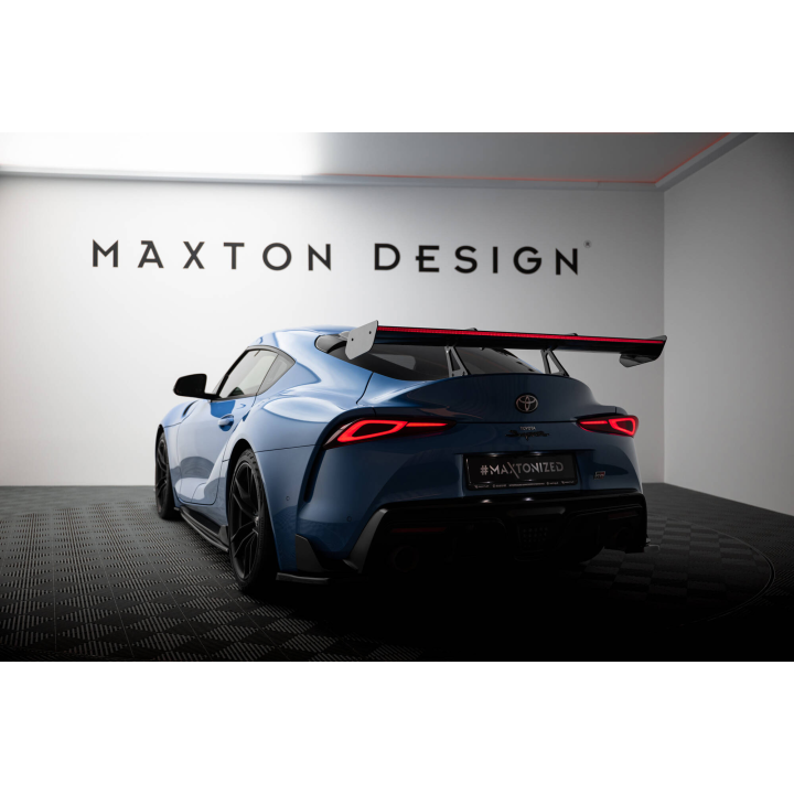 Karbonowy Spoiler Z Górnymi Mocowaniami + LED Toyota Supra Mk5