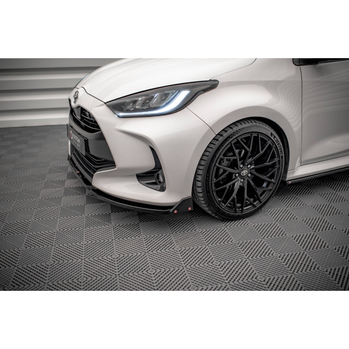 Splitter Przedni V.1 + Flaps Toyota Yaris Mk4