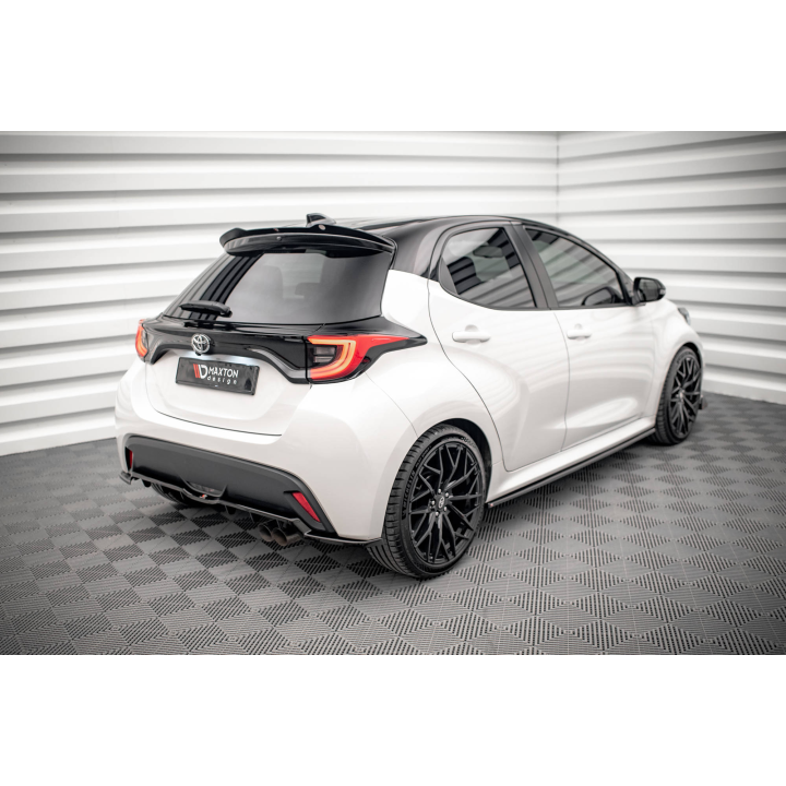Splitter Tylny (Z Dyfuzorem) V.2 Toyota Yaris Mk4