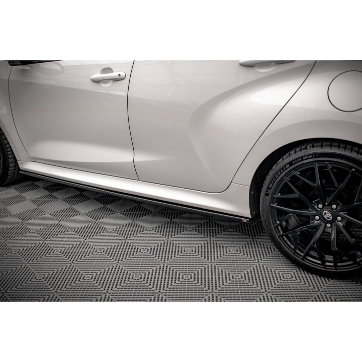 Zestaw Splitterów Toyota Yaris GR Sport Mk4