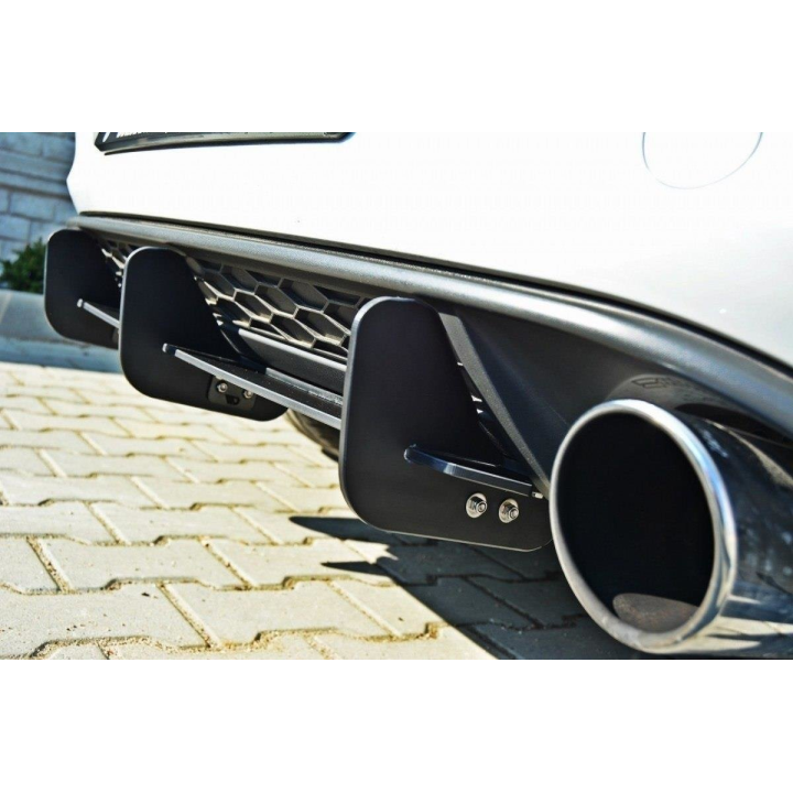 Dyfuzor Tylny i Splittery Tylne Boczne VW Golf 7 GTI