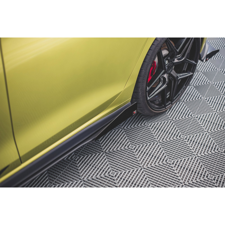 Dokładki progów Street Pro + Flaps Volkswagen Golf GTI Clubsport Mk8 Facelift