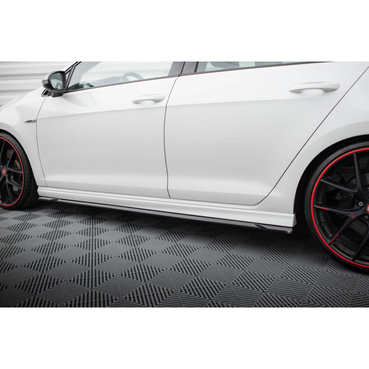 Dokładki Progów V.4 Volkswagen Golf R / R-Line Mk7