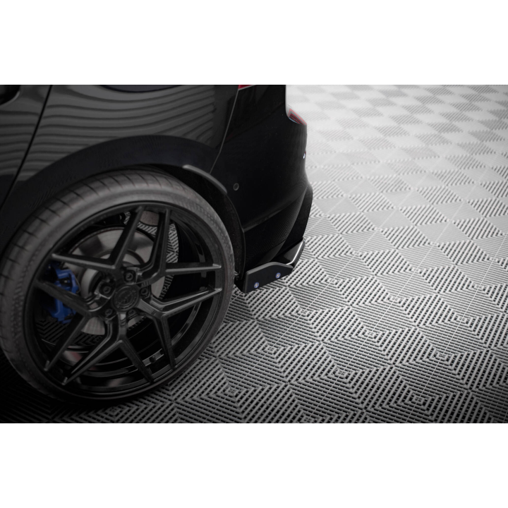 Splittery Tylne Boczne V.5 + Flaps Volkswagen Golf R Hatchback Mk8  Produkt pasuje tylko z:   VW-GO-8-R-RS1G