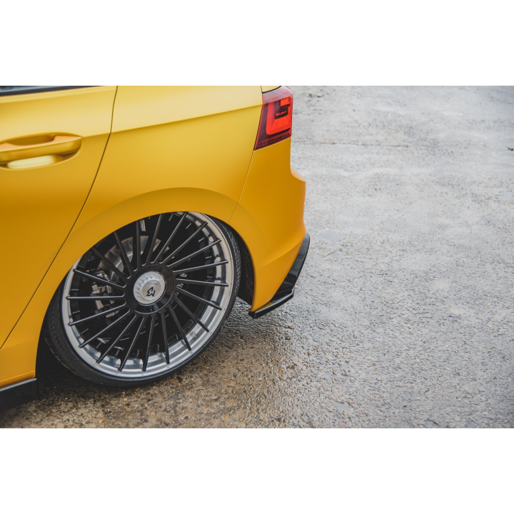 Splittery Tylne Boczne Volkswagen Golf Hatchback Mk8 Facelift  Produkt pasuje tylko z:    VW-GO-8-RS1G