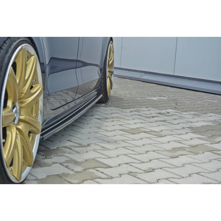 DOKŁADKI PROGÓW VW JETTA MK6 SEDAN PRZEDLIFT