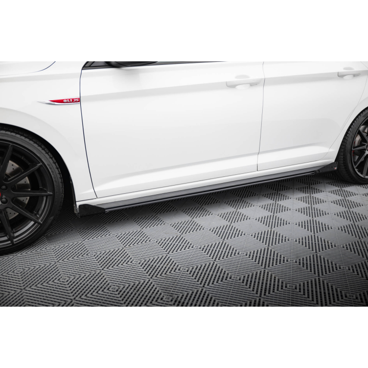 Dokładki progów Street Pro + Flaps Volkswagen Jetta GLI Mk7
