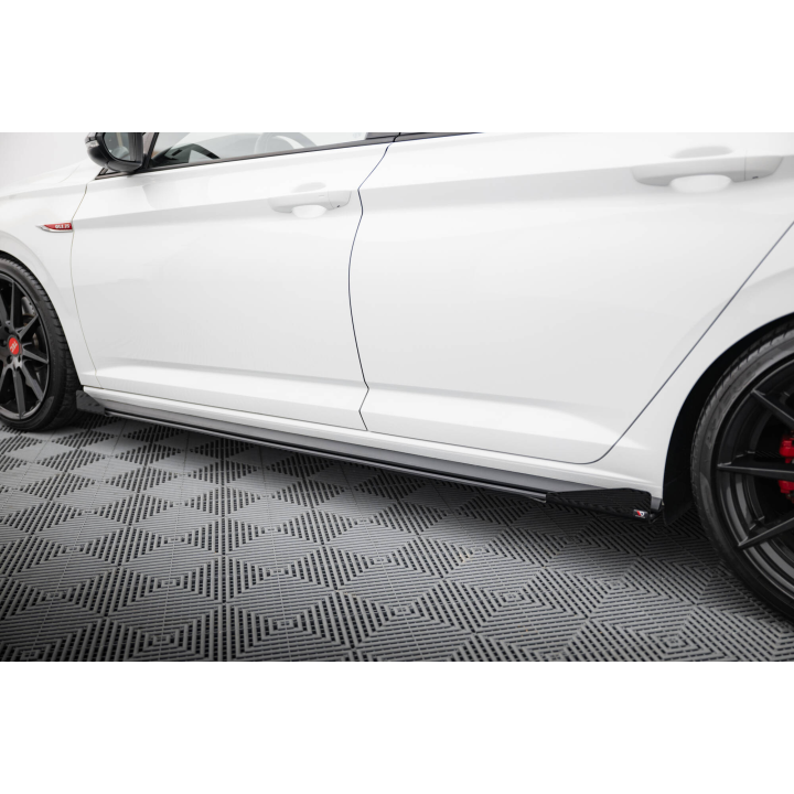 Dokładki progów Street Pro + Flaps Volkswagen Jetta GLI Mk7