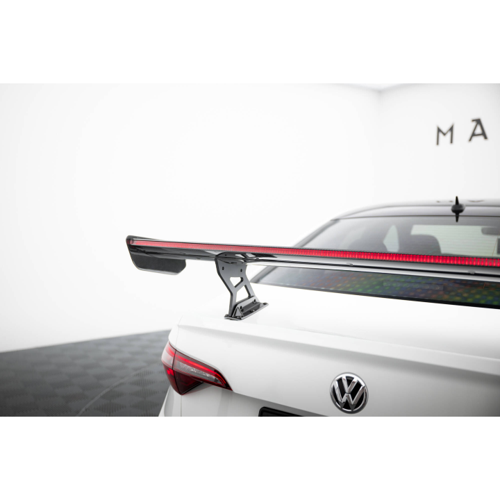 Karbonowy Spoiler Z Wewnętrznymi Wspornikami + LED Volkswagen Jetta GLI Mk7