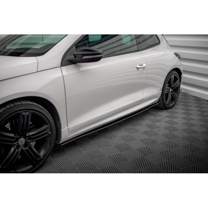 Dokładki progów Street Pro Volkswagen Scirocco R Mk3 / Mk3 Facelift