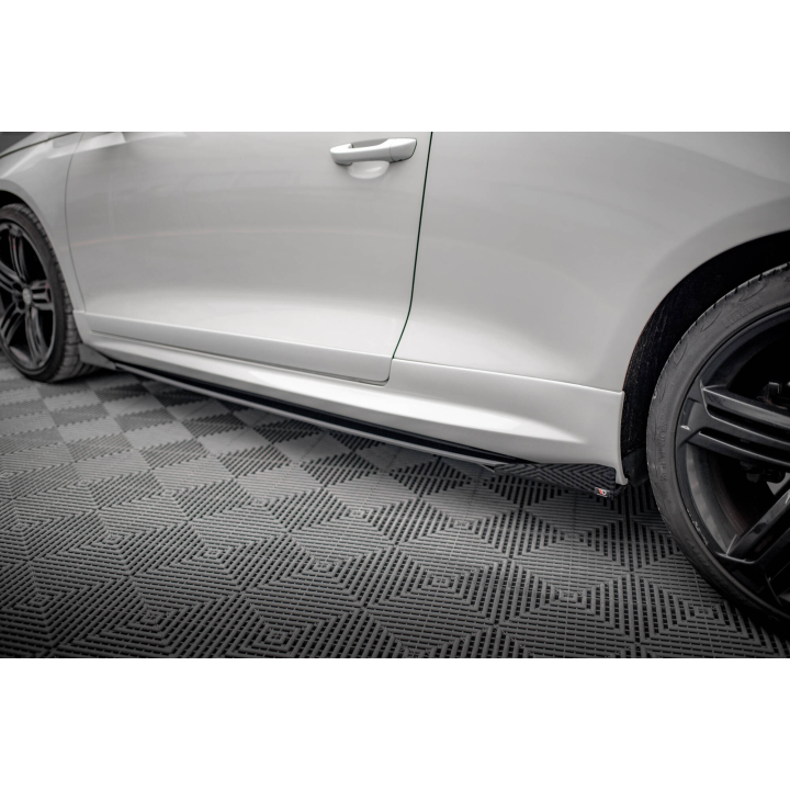 Dokładki progów Street Pro + Flaps Volkswagen Scirocco R Mk3 / Mk3 Facelift