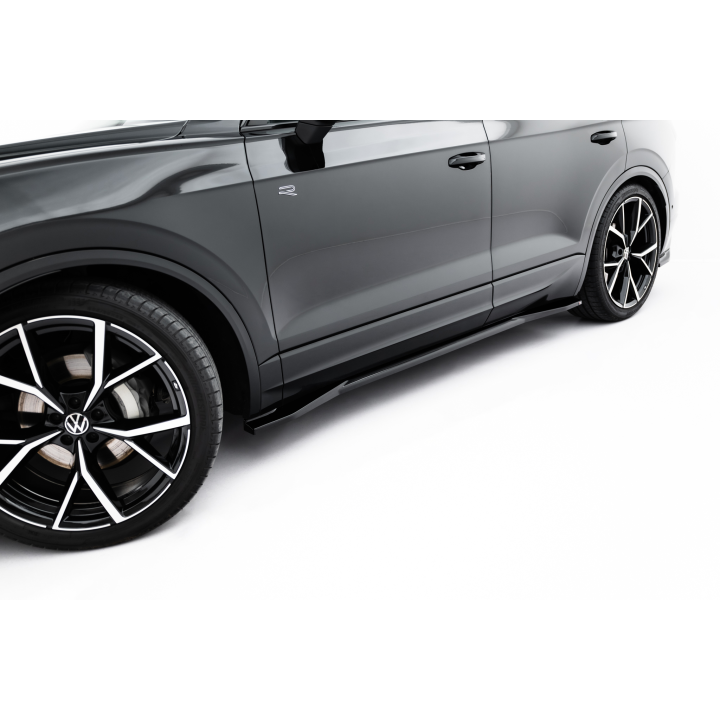 Dokładki Progów Volkswagen Touareg Elegance Mk3 Facelift