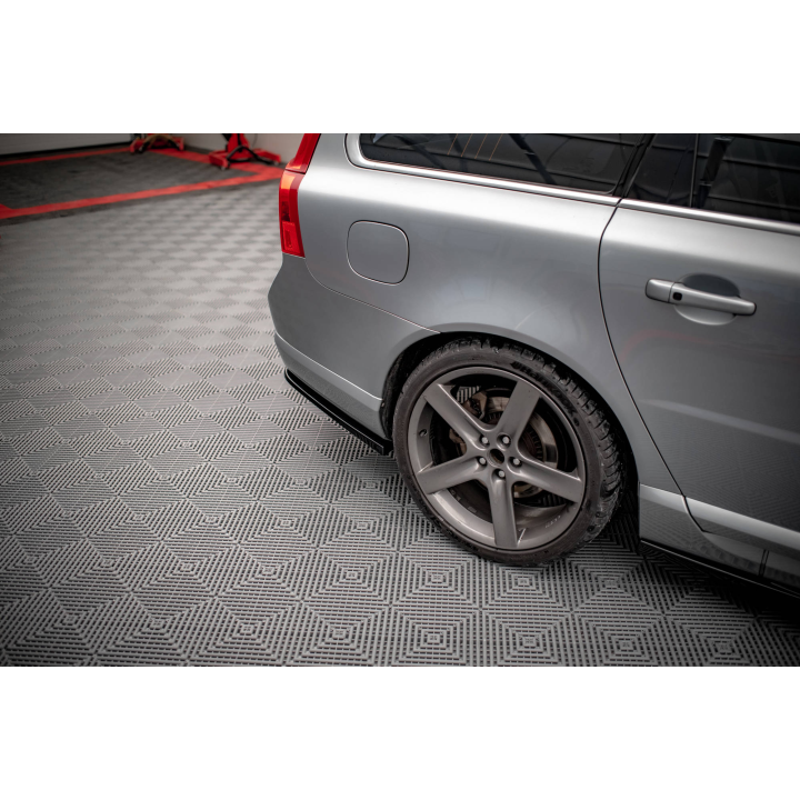 Splittery Tylne Boczne Volvo V70 Mk3