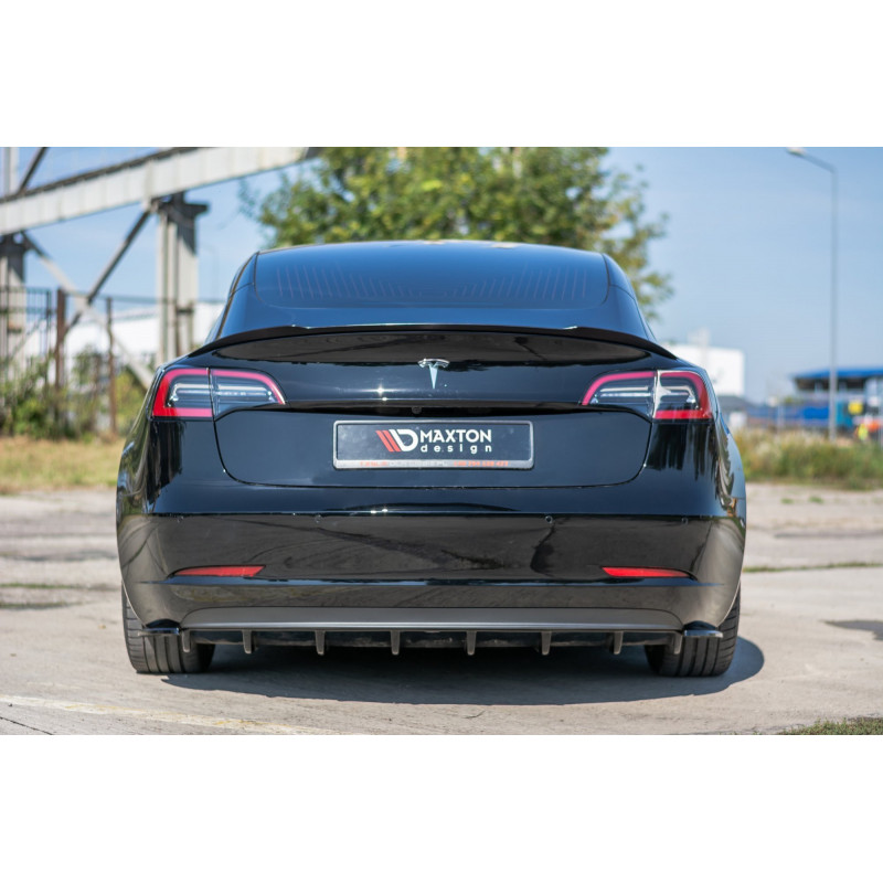 Tylna Dokładka Tesla Model 3