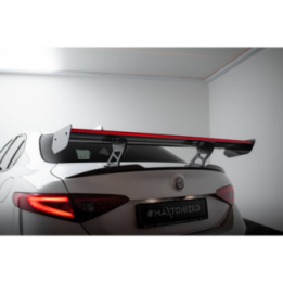 Karbonowy Spoiler + LED Alfa Romeo Giulia Quadrifoglio
