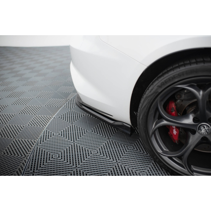 Zestaw Splitterów Alfa Romeo Giulia Quadrifoglio