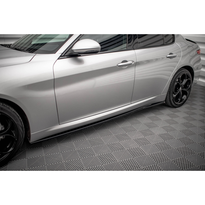 Dokładki Progów Alfa Romeo Giulia Sport