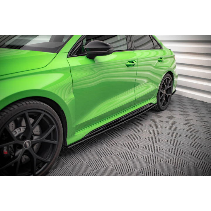 Dokładki progów Street Pro Audi RS3 Sedan 8Y