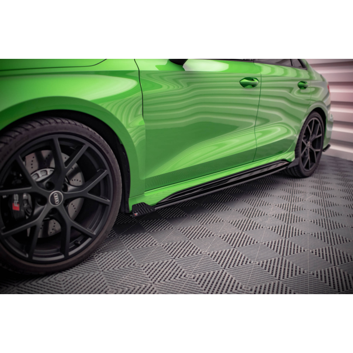 Dokładki progów Street Pro + Flaps Audi RS3 Sedan 8Y