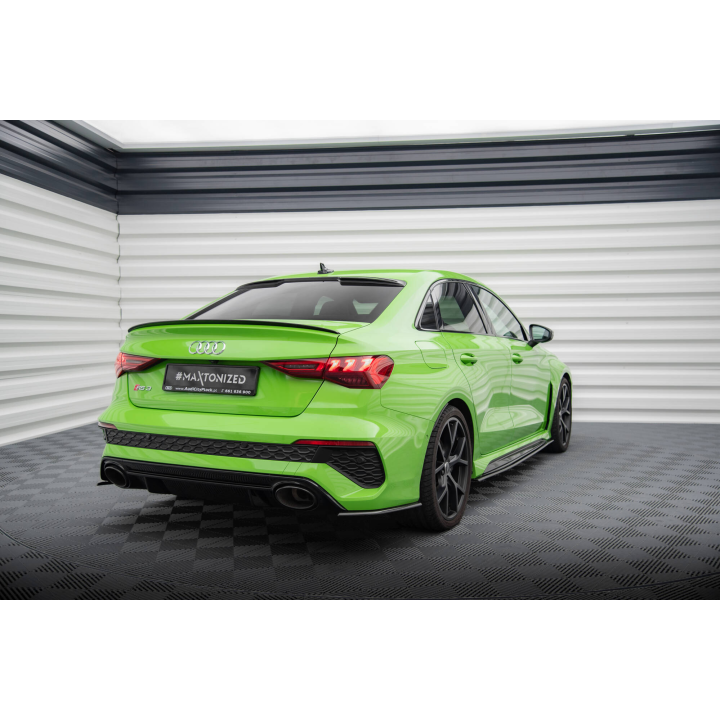 Karbonowe Splittery Tylne Boczne Prepreg Audi RS3 Sedan 8Y
