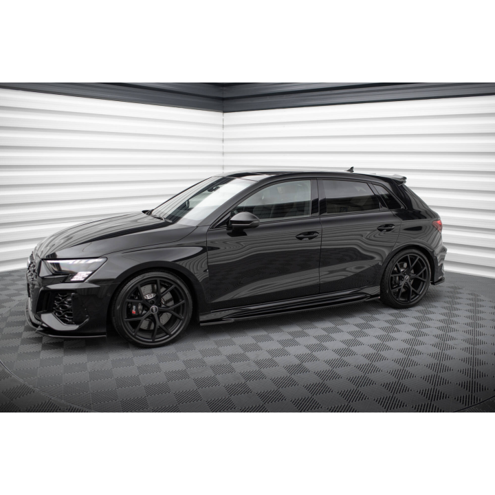 Zestaw Splitterów Audi RS3 Sportback 8Y