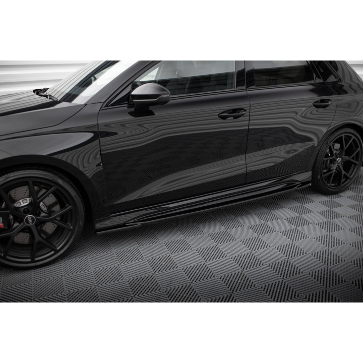 Zestaw Splitterów Audi RS3 Sportback 8Y