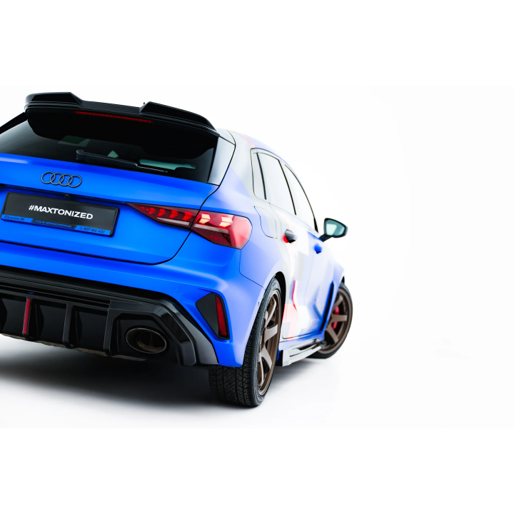 Dokładka Tylna Audi RS3 8Y Sportback 8Y Facelift (Wersja z oryginalnym odblaskiem)